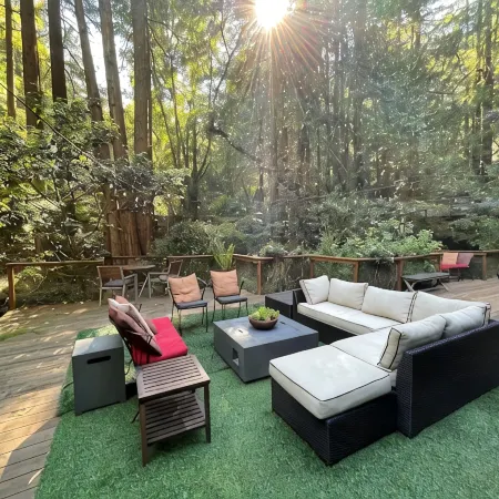 Nestled in the Redwoods, Easy Walk Downtown, Close to SF and Wine Country
