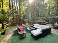 Nestled in the Redwoods, Easy Walk Downtown, Close to SF and Wine Country - Wifi