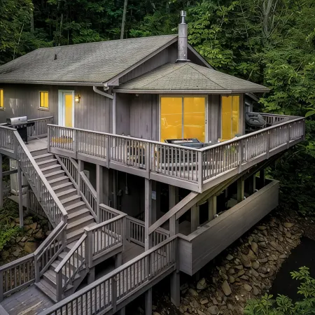 Mid‑Century Retreat • Near Breweries • Sleeps 12
