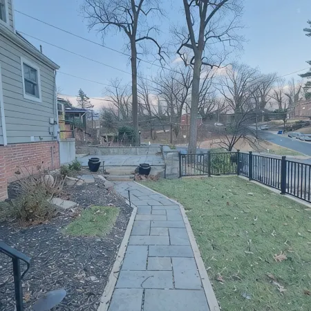 DC Metro: Cozy 4BR Cottage on a Hill - Pets allowed Отели в г. Силвер-Спринг
