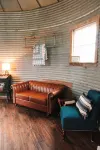 The Silos at Promise Manor "Duke Farm stay mins from historic Lynchburg, TN. - Homestays