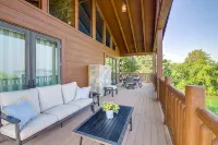 Great family retreat!  Lakefront property with dock. Best views! Near Dollywood - 4-Star
