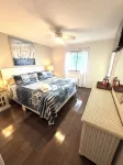 Beachski's Bungalow Adorable 2 Bedroom, 2 Bath with Pool! Private Beach Access! - Balkoner
