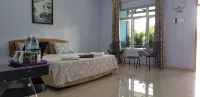 Penawar Inn - 모텔
