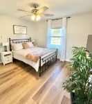 Cielo’s Retreat, A Charming 3-bedroom farmhouse in McKinneyprincenton - con encanto