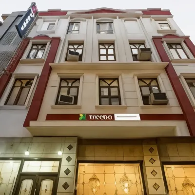 Treebo Paras International Hotels near Karol Bagh