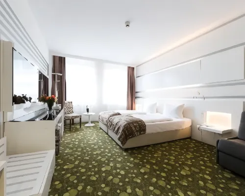 Hotel Bayer's Boztepe Hôtels à proximité de : Porte de la ville Sendlinger Tor