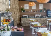 AxelBeach Maspalomas - Apartments and Lounge Club - Adults Only - breakfast