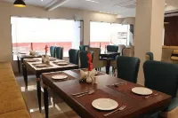 Green Hotel - Behind Parmarth Niketan - breakfast