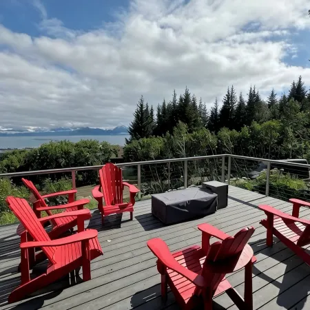 Cozy and modern craftsman home with deck, fire pit,  and amazing views!