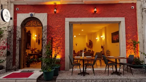 AtaÇesme Otel