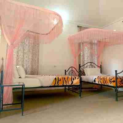 Green Hills Lodge Rooms