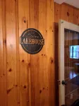 Gorgeous Waterfront with Dock & Mountain Views on Winnisquam - Sleeps 10
