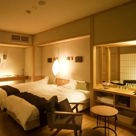 Naniwa Issui