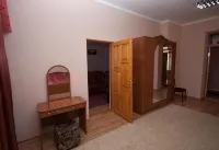 Praga Mini-Hotel - 駐車場