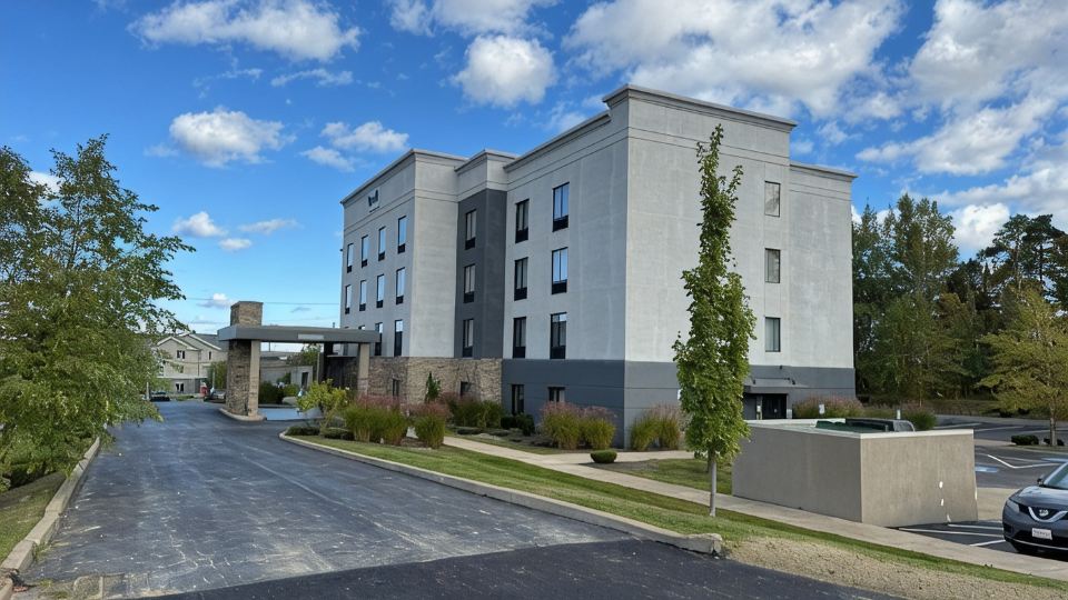 Spark by Hilton Erie