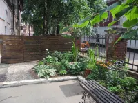 Vintazh Hotel - parking