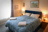 Superking beds, spacious and comfortable ground floor apartment near town centre - อพาร์ทเม้นท์
