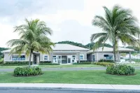 Grand 180° Sea View OceanPointe Hotels in 