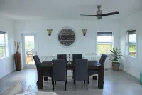 Trade Winds - Oceanview, Private Pool, Short Walk To Pink Sand Beach, Central. - Bintang 3