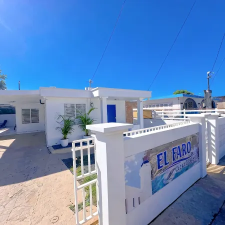 Charming 3-bedroom Beach House with AC and WiFi near Arecibo's best beaches.