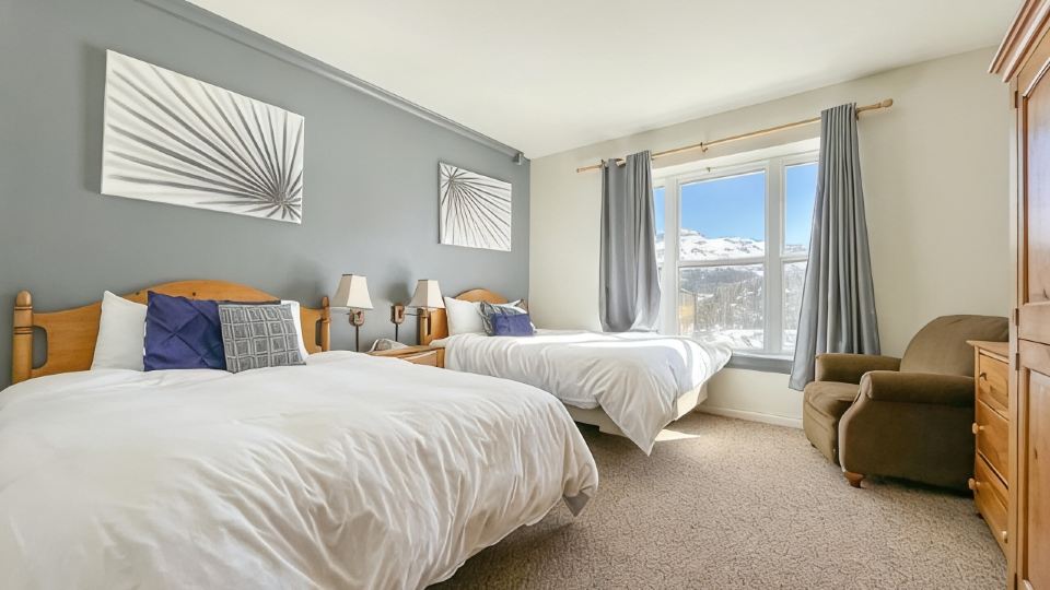7 Guests 2Br 2BA Pool Hot Tub & Game Room at Cbl