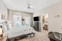 Poolside Canalside Standalone 3BR 3.5BA @The Breezeways across from Balli Beach - 4-Star