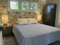 Beautiful Apt 2 1/2 Blocks to Beach, Close to Downtown