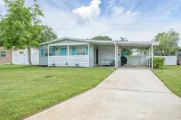 Entire Home: 4 Blocks to Ocean-Jacksonville Beach - 2-Star