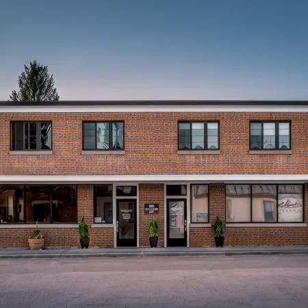 "The Old Post Office" - Mid-Century Mod Apartment in Downtown Driggs - With W/D