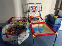 The Sunflower Home- Game Room & Hot Tub! Pet Friendly: Dogs & Cats Are Welcome! - 4-Star