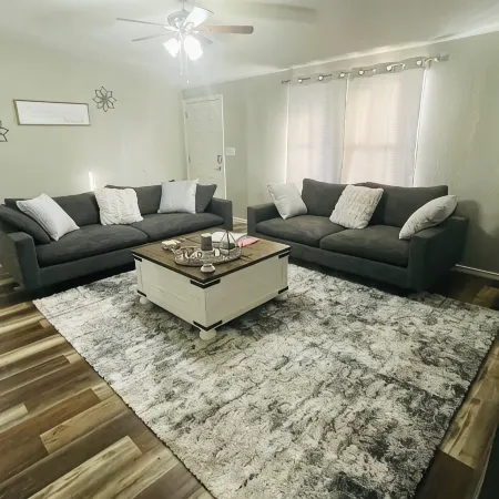 "Lazy Days" less than 10 minutes from Lake Texoma and Choctaw Casino
