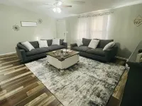 "Lazy Days" less than 10 minutes from Lake Texoma and Choctaw Casino - 4-Star