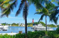 POSHPADZ-Playa Blanca-Walk to Jupiter Beach-Balcony with Seating & Dining Area - Homestays