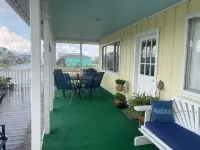 Charming 2-bedroom waterfront house with dock, AC, and WiFi in Rockport Texas - Wifi