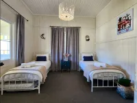 Marlay View Cottage. Luxurious, modern, spacious. - 3つ星