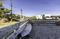 Strandcastle - Oceanview  - Dog Yard - SO much Parking! - Steps from Sand - 4-Star