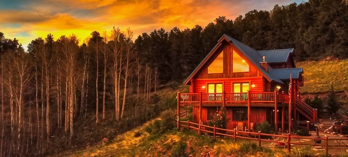 Log Cabin near Historic Cripple Creek, Hot Tub and Spectacular Views! 텔러 카운티 호텔