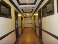 Hotel Veniz Burnham Hotels near Igorot Garden