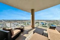 Ultimate Luxury Ocean Vistas-The largest condo in the best building on the beach - 4-Star