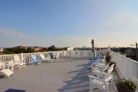 Book for 2027 & Fall & Winter 2026!  Rooftop Pool & Hot Tub Open All Year! - 3-Star