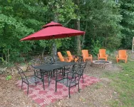 Amazing Mountain Views, Cabin, Private Farm Setting, Convenient Location - Boutique