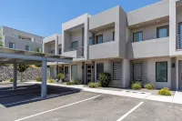 4 bedroom Townhome-Sleeps 16-Pool Hot Tub+Pickleball+quiet location - Balkon