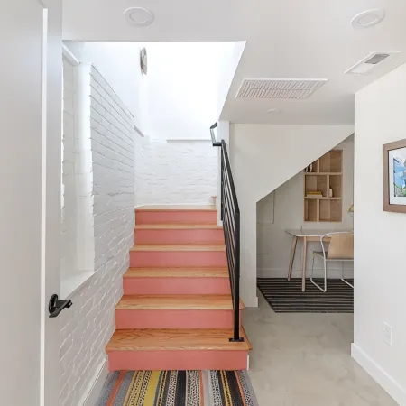 Warm Luxury in walkable downtown Durham (2.5 mi. from Five Pts. Plaza)