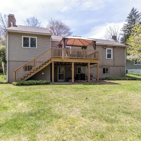 Updated 4 br PSU home, close to campus