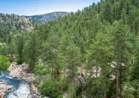 Private Riverfront Cabin 7 Min to Estes Park & Near Rmnp - Chalets
