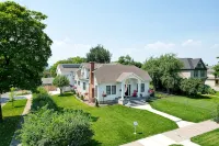 The most beautiful home in Historic East Side of Kalispellwhitehouse_project - balcony