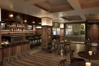 The Queen’s Cue, Stratford, A Tribute Portfolio Hotel - Pet friendly