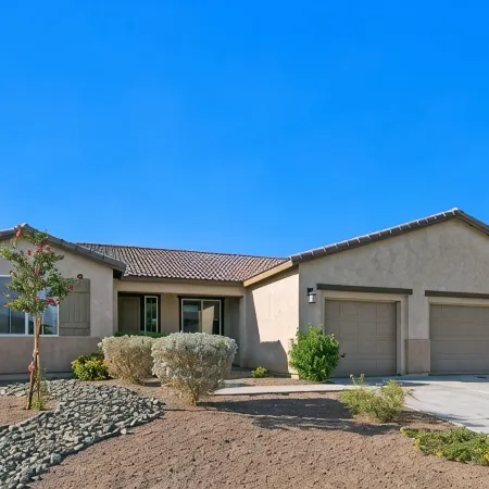 Private Pool Spa Game Room 3King beds 8 min Drive to Coachella