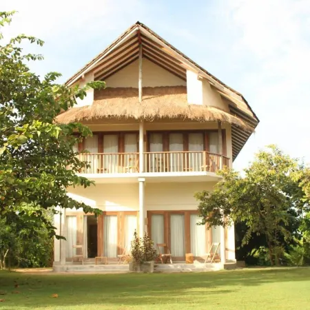 Giman Free Beach Resort Pasikuda
